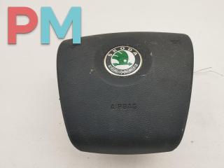 подушка безопасности водителя Skoda Fabia 2 поколение (5J) 2009, 1.4 л., бензин, МКПП, серый, универсал, 5J0880201D