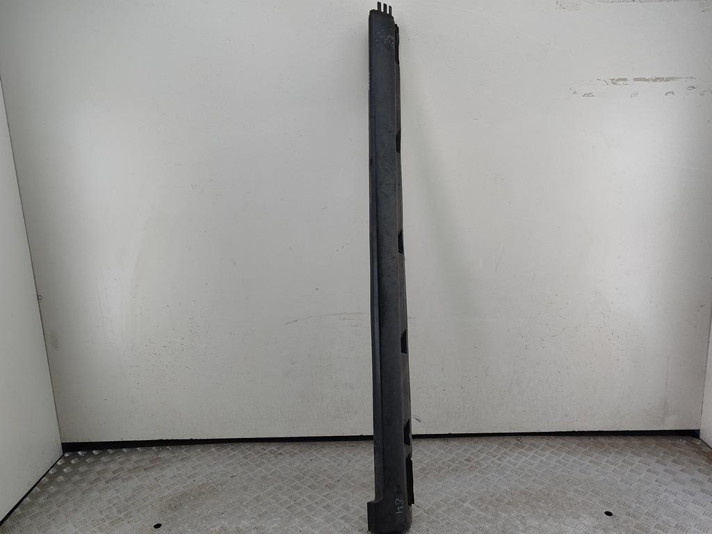 Накладка на порог наружная левая Volkswagen Passat B6 2005, чёрный, универсал, 3C0853855