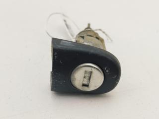 личинка дверного замка Volkswagen Golf 4 поколение 2001, 1.9 л., дизель, МКПП, чёрный, универсал, 1J0837167