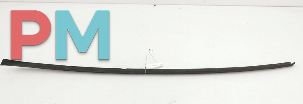 молдинг лобового стекла Volkswagen Passat B6 2005, 3C0854327A - фото №1