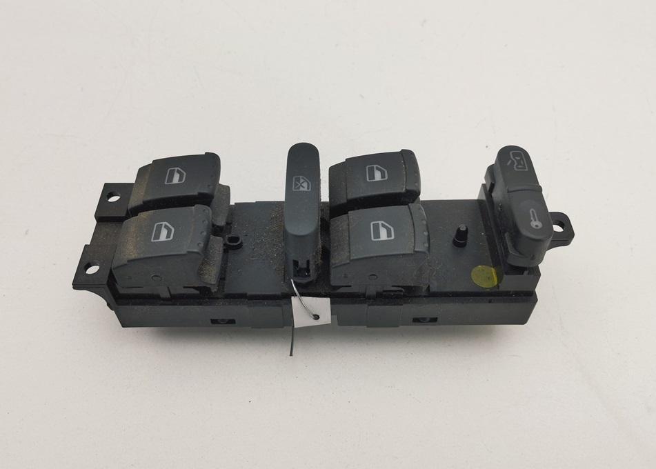блок управления стеклоподъемниками Volkswagen Passat B5 1997, 1.8 л., бензин, МКПП, красный, универсал, 1J4959857D - фото №1