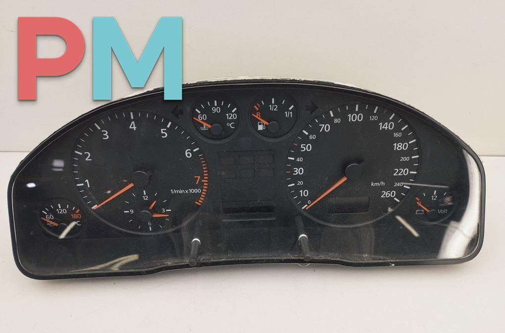 приборная панель Audi A6 4B/C5 1998, 2.4 л., бензин, МКПП, серый, седан, 4B0919860F - фото №1