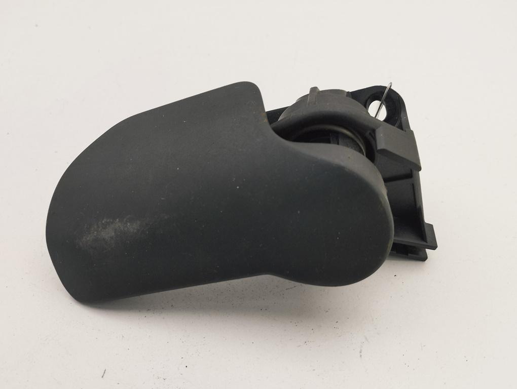 ручка открывания капота Audi A6 4F/C6 2005, 2.4 л., бензин, АКПП, серый, универсал, 4F1823633B - фото №1
