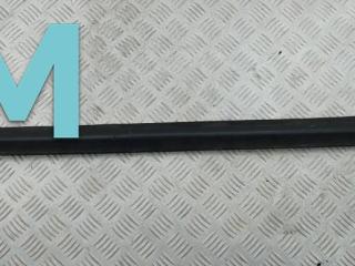 молдинг двери передней правой Audi A6 4B/C5 1998, 2.4 л., бензин, МКПП, синий, седан
