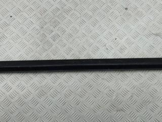молдинг двери передней правой Audi A6 4B/C5 [рестайлинг] 2004, 2.5 л., дизель, АКПП, чёрный, универсал