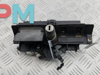 ручка крышки багажника Audi A6 4B/C5 1998, чёрный, универсал, 4B0827565H
