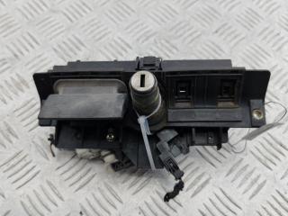 ручка крышки багажника Audi A6 4B/C5 1998, чёрный, универсал, 4B0827565H