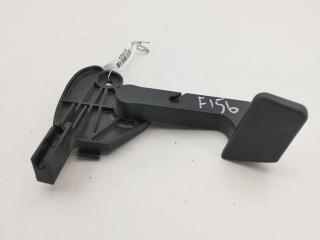 ручка открывания капота Audi A4 B7 2007, 2.0 л., дизель, МКПП, чёрный, универсал, 8E1823533B