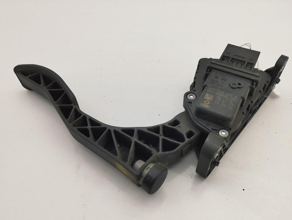 педаль Audi A6 C6 2005, 2.4 л., бензин, АКПП, серый, универсал, 4F1723523B
