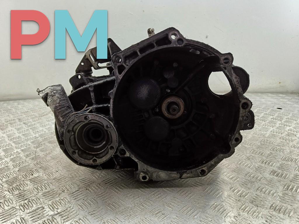 МКПП Volkswagen Bora 1 поколение 2000, 1.9 л., дизель, МКПП, зелёный, универсал, DRW - фото №1
