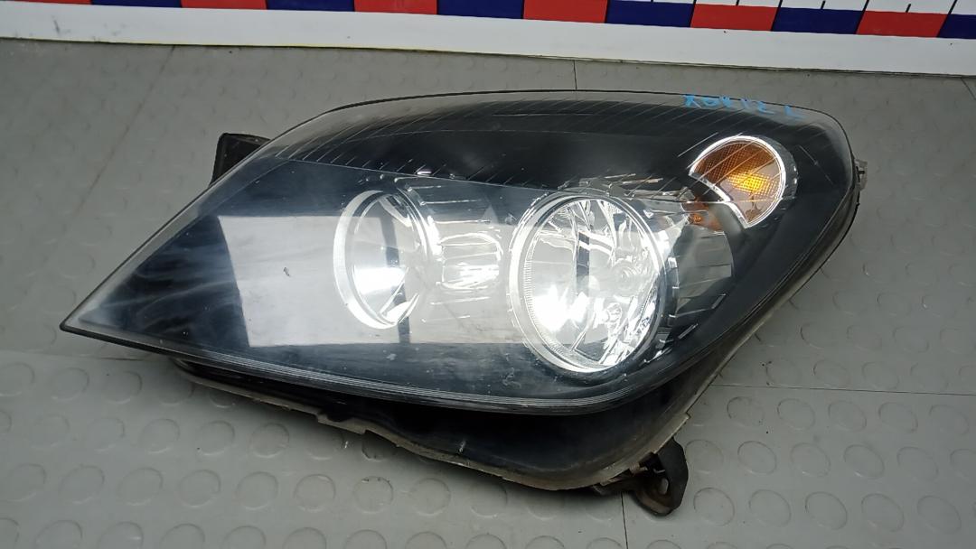 фара левая Opel Astra J 2010, 1.6 л., бензин, МКПП, хетчбэк 5 дв. - фото №1