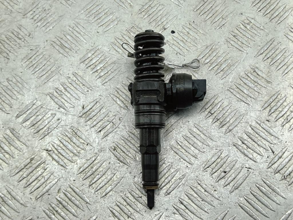 форсунка Audi A4 B7 2007, 2.0 л., дизель, МКПП, чёрный, универсал, 038130073BJ, 0414720229 - фото №1