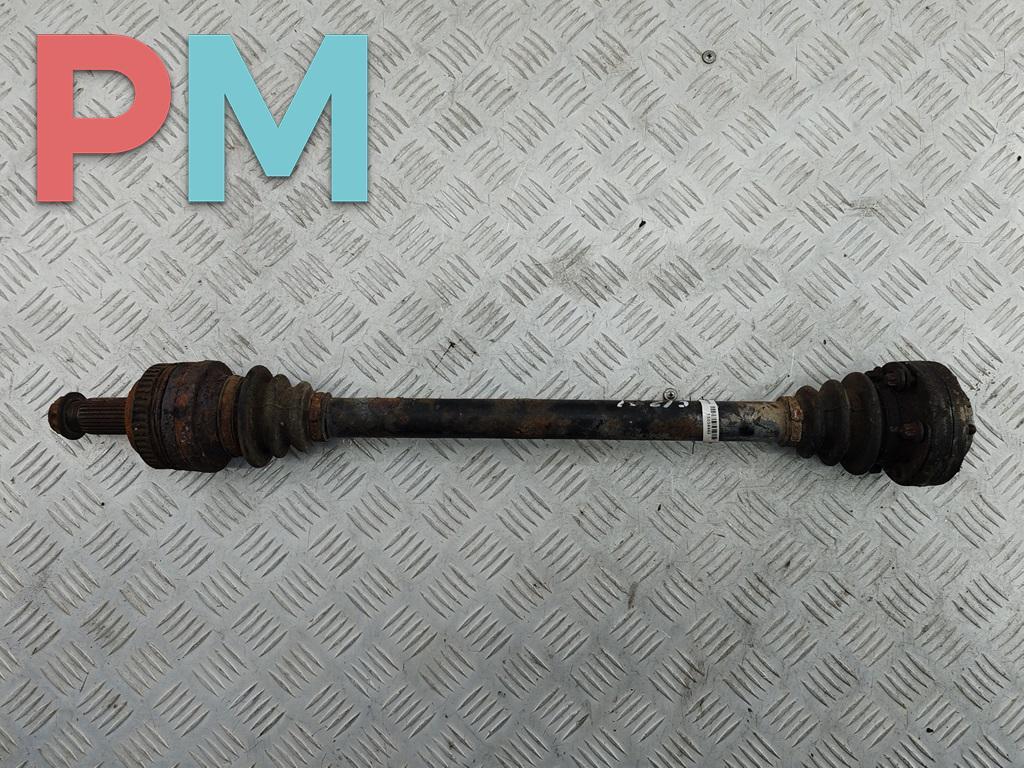 полуось задняя (приводной вал, ШРУС) BMW 3 серия E46 1999, 1.9 л., бензин, МКПП, синий, седан, 1229494 - фото №1