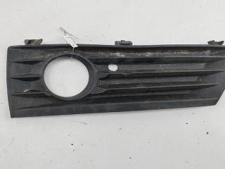 рамка фары противотуманной правой Opel Zafira 2 поколение (B) 2006, 1.9 л., дизель, МКПП, чёрный, минивэн