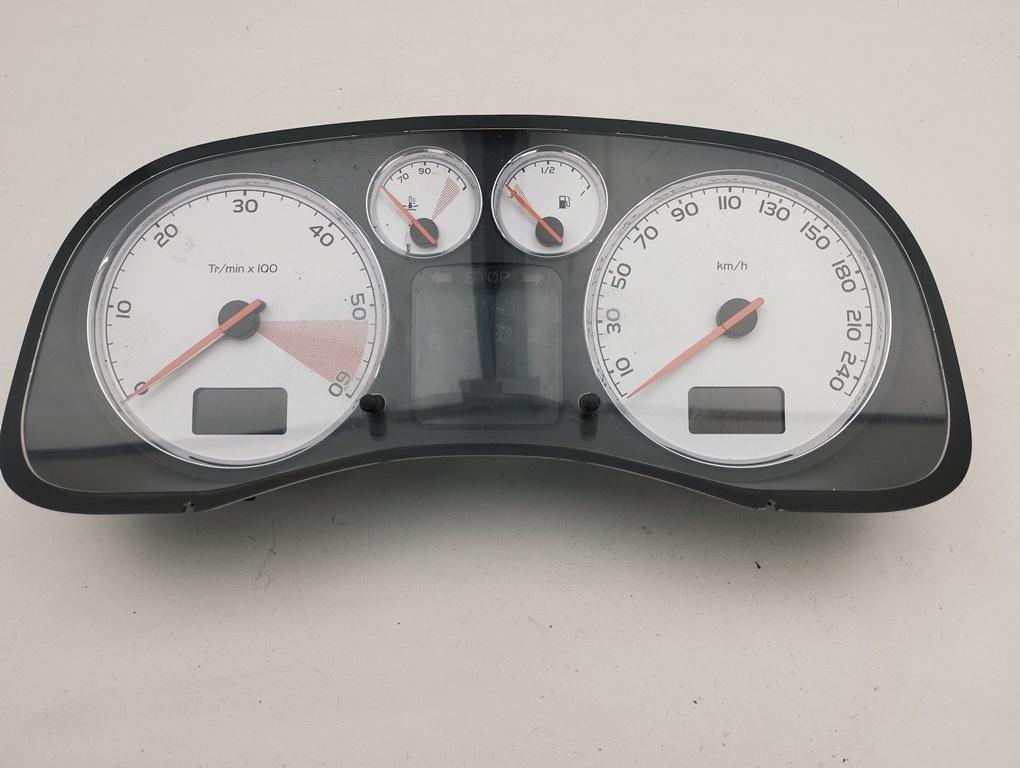 приборная панель Peugeot 307 2007, 1.6 л., дизель, МКПП, красный, универсал, 9661323180
