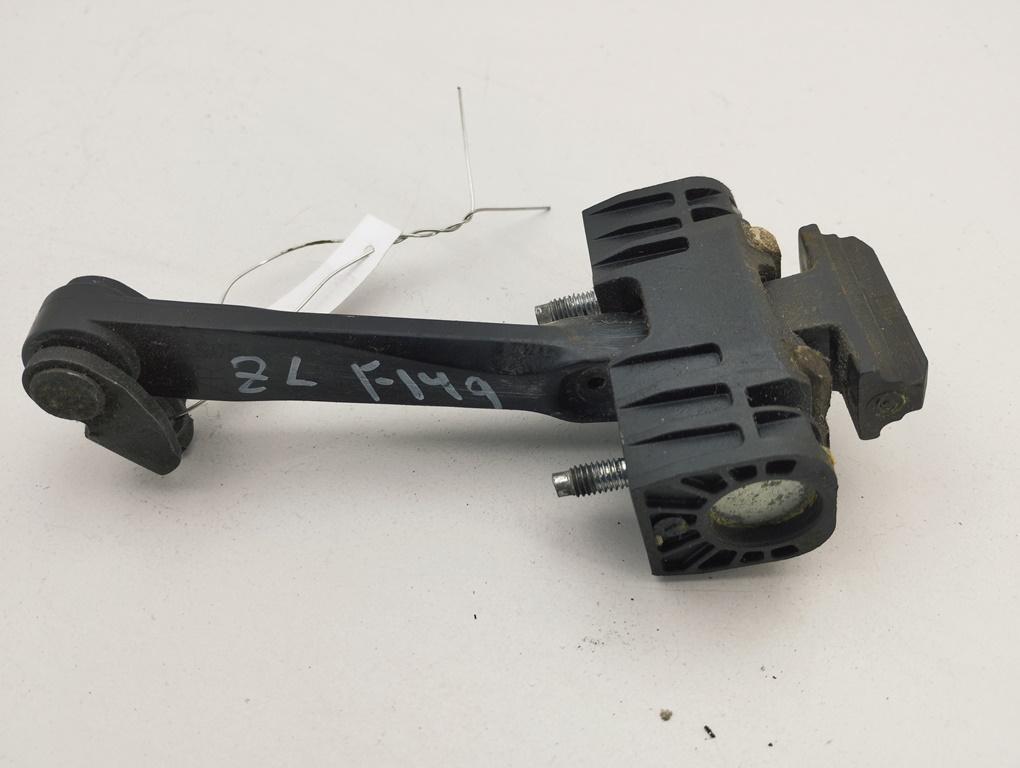 ограничитель открывания двери Opel Zafira B 2006, минивэн, 13214193