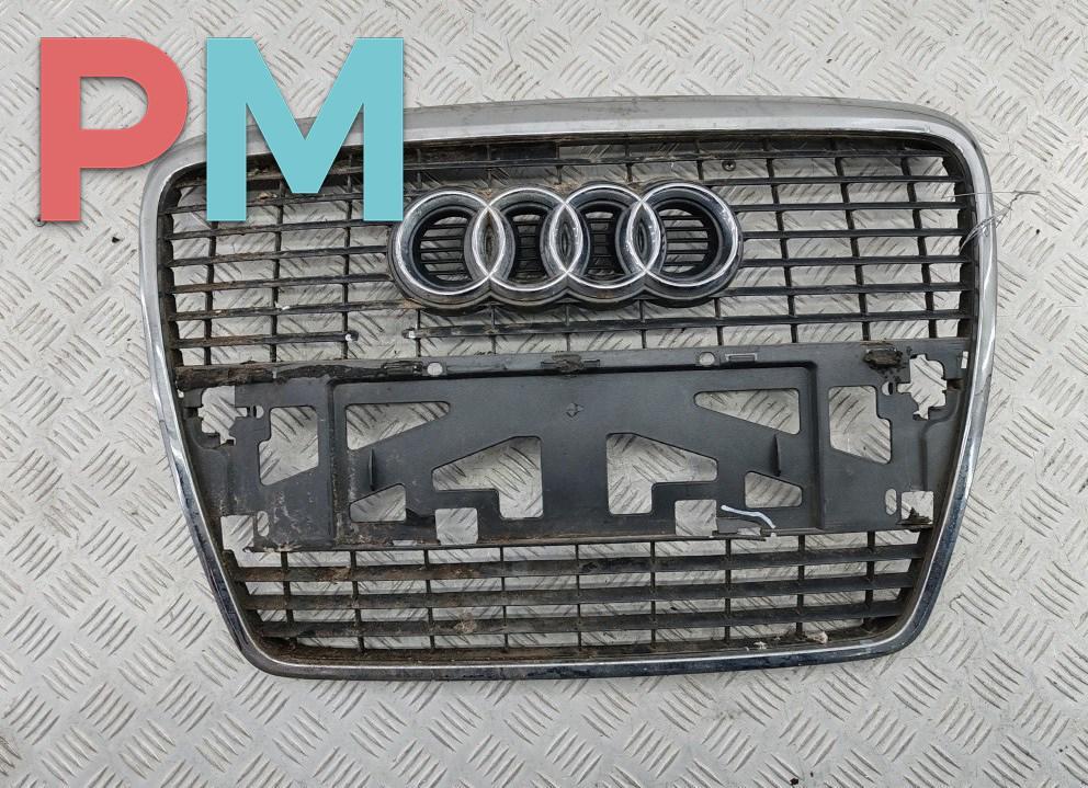 решетка радиатора Audi A6 4F/C6 2004, чёрный, седан, 4F0853651 - фото №1