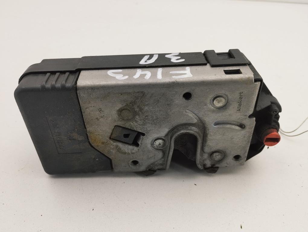 замок двери задней правой Opel Astra G 2002, 1.7 л., дизель, МКПП, белый, универсал, 24414135