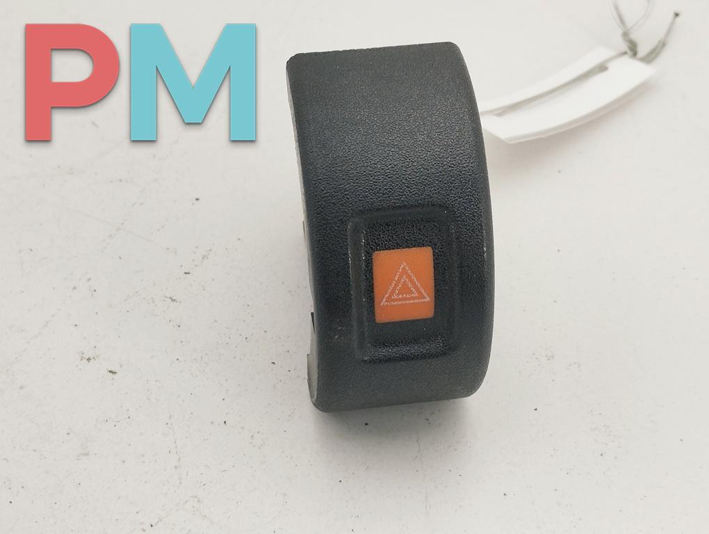 кнопка аварийной сигнализации Opel Astra G 2002, 1.7 л., дизель, МКПП, белый, универсал, 09131728 - фото №1