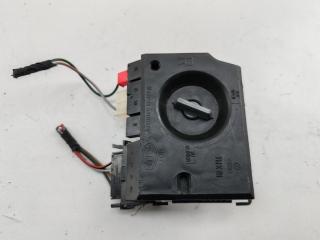 Плата фонаря заднего правого Audi A6 4A/C4 1994, 2.6 л., бензин, МКПП, синий, седан
