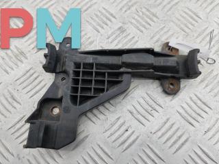кронштейн заднего бампера Audi A6 4A/C4 1997, 4A0807483A