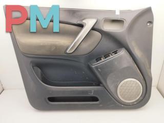 обшивка двери передняя левая Toyota RAV4 XA20 2005, 2.0 л., бензин, АКПП, серый, внедорожник 5 дв., 67778X1B02