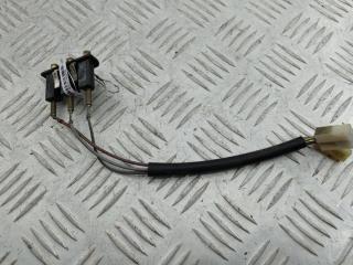 выключатель концевой (концевик) Volkswagen LT 2 поколение 1998, 2.5 л., дизель, МКПП, зелёный, микроавтобус, 6318200754