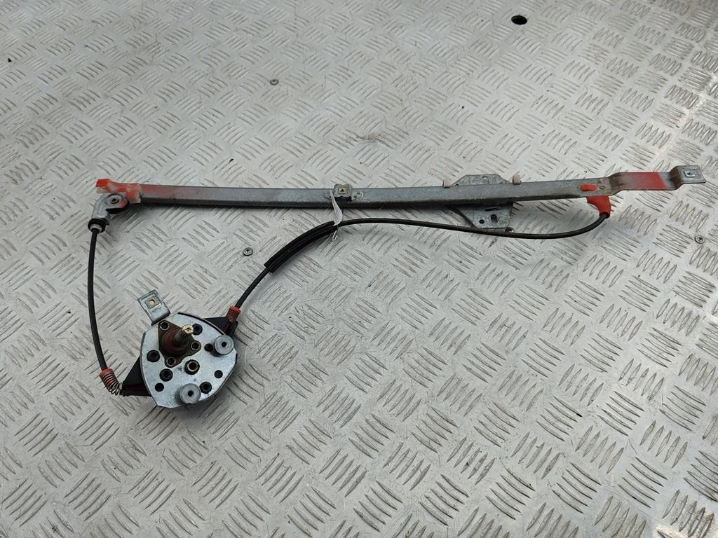 стеклоподъемник передний правый Volkswagen Transporter T4 1996, 2.4 л., дизель, МКПП, красный, микроавтобус, 701837502F - фото №1