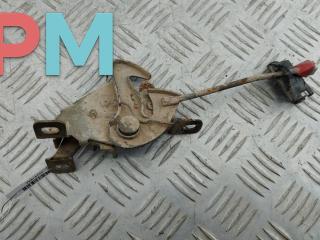 замок капота Volkswagen Transporter T4 1995, 2.4 л., дизель, МКПП, белый, микроавтобус