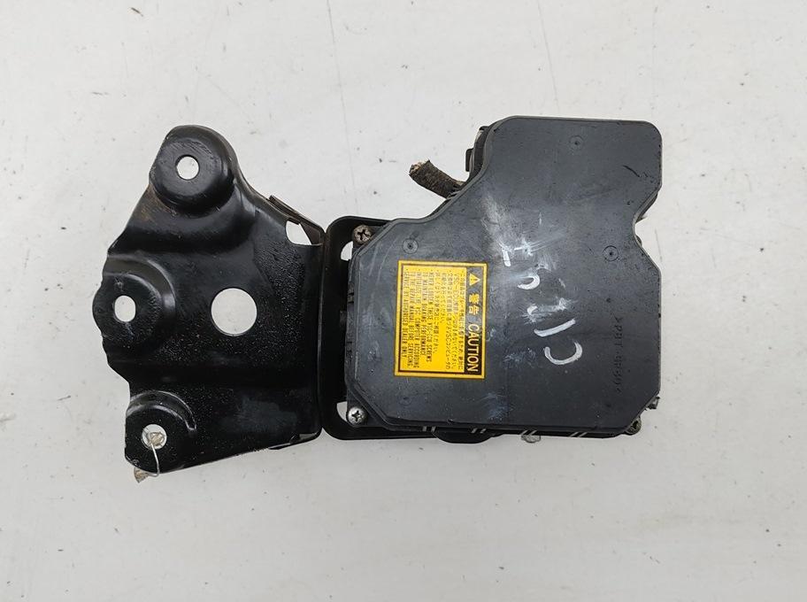 блок ABS Toyota RAV4 XA30 2006, 2.2 л., дизель, МКПП, чёрный, внедорожник 5 дв.