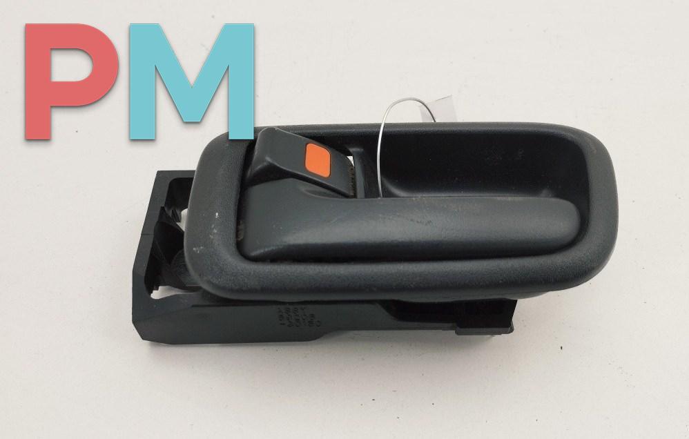 ручка внутренняя передняя левая Toyota RAV4 XA20 2005, 2.0 л., бензин, АКПП, серый, внедорожник 5 дв., 69206-30150 - фото №1