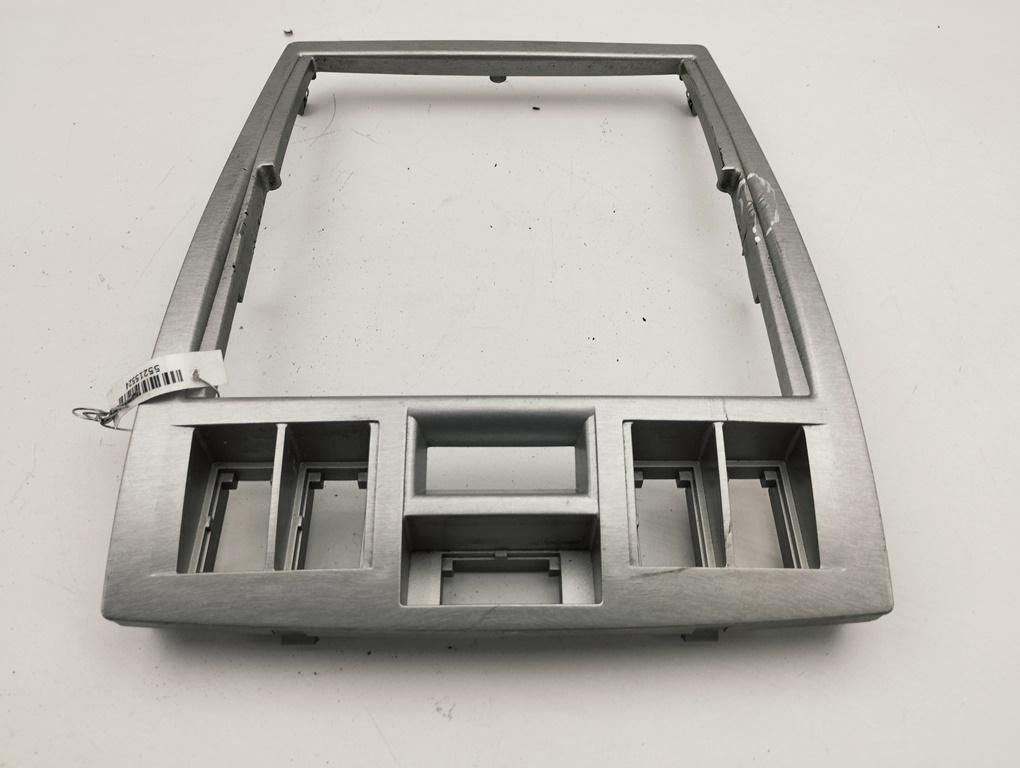рамка под магнитолу Hyundai Coupe 2002, 2.0 л., бензин, МКПП, красный, купе