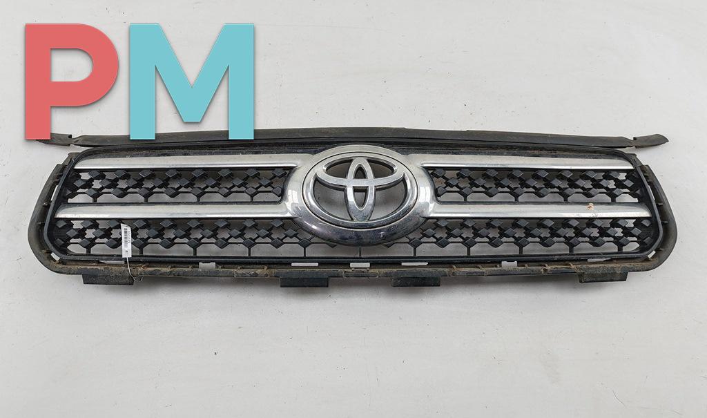 решетка радиатора Toyota RAV4 XA30 2006, чёрный, внедорожник 5 дв., 5310142190 - фото №1