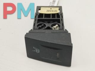 кнопка обогрева сидений Hyundai Coupe 2002-2007 2002, 2.0 л., бензин, МКПП, красный, купе, 937102C002