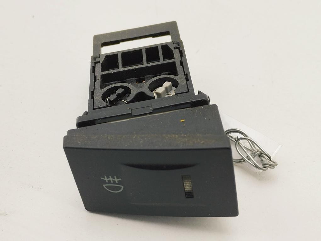 кнопка противотуманных фар Hyundai Coupe 2002, 2.0 л., бензин, МКПП, красный, купе, 937402C002