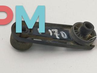 ручка стеклоподъемника Volkswagen Transporter T4 1995, 2.4 л., дизель, МКПП, белый, микроавтобус, 357837581