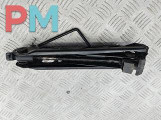домкрат Opel Vectra B [рестайлинг] 2001, 1.6 л., бензин, МКПП, красный, универсал, 90576819