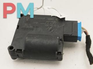 моторчик заслонки печки Audi A6 4F/C6 2005, 2.4 л., бензин, АКПП, серый, универсал, 4F0820511A