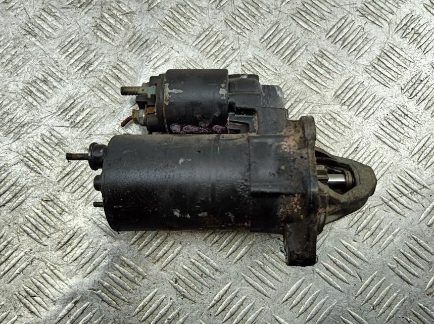стартер Audi A4 B6 2001, 2.0 л., бензин, АКПП, серый, седан, 0985016330 - фото №1