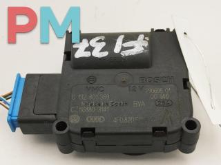 моторчик заслонки печки Audi A6 4F/C6 2005, 2.4 л., бензин, АКПП, серый, универсал, 4F0820511A
