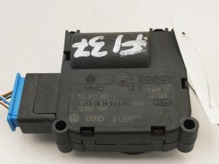 моторчик заслонки печки Audi A6 4F/C6 2005, 2.4 л., бензин, АКПП, серый, универсал, 4F0820511A