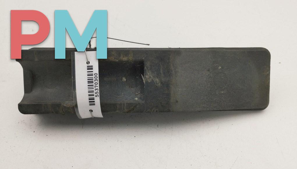 опора под домкрат (поддомкратная подушка) Audi A6 4F/C6 2005, 2.4 л., бензин, АКПП, серый, универсал, 4F0802847 - фото №1