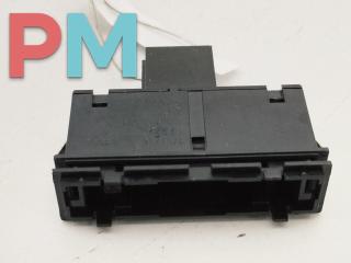 кнопка аварийной сигнализации Audi A6 4F/C6 2005, 2.4 л., бензин, АКПП, серый, универсал, 4F0941509