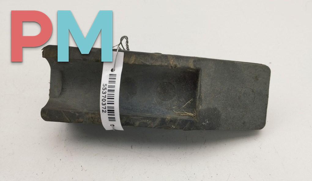 опора под домкрат (поддомкратная подушка) Audi A6 4F/C6 2005, 2.4 л., бензин, АКПП, серый, универсал, 4F0802845 - фото №1