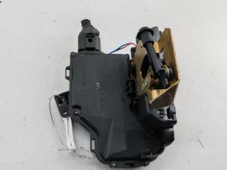 замок двери передней правой Audi A4 B6 2001, 2.0 л., бензин, АКПП, серый, седан