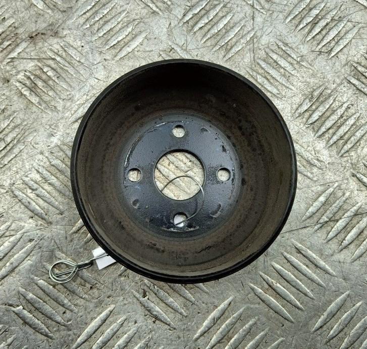 шкив помпы Mitsubishi Colt 2006, 1.3 л., бензин, АКПП, серый, хетчбэк 5 дв., MN176741