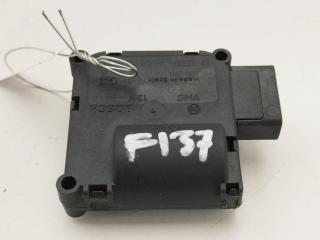 моторчик заслонки печки Audi A6 4F/C6 2005, 2.4 л., бензин, АКПП, серый, универсал, 4F0820511A