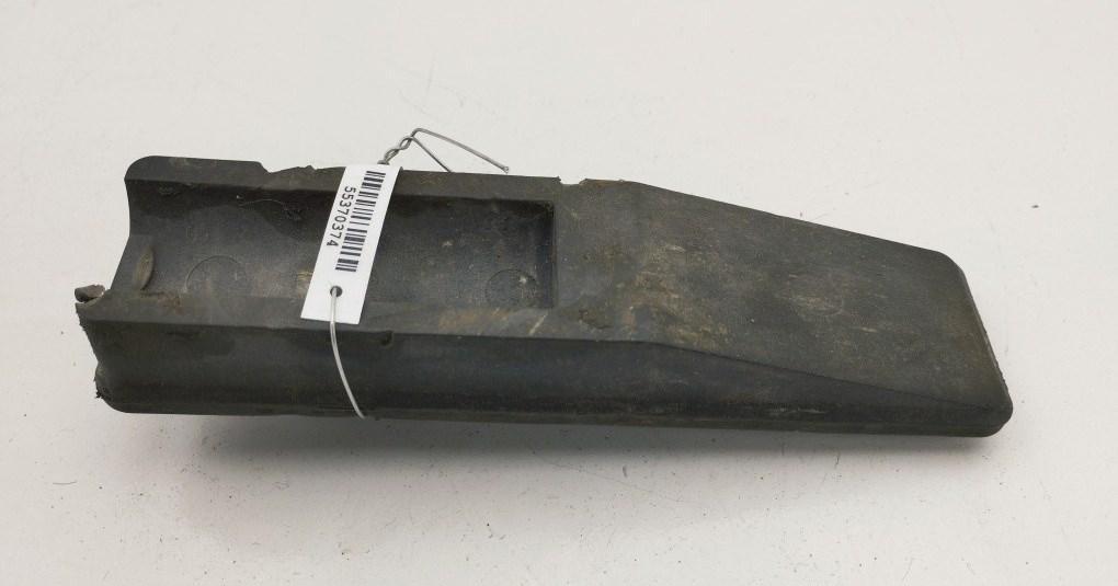 опора под домкрат (поддомкратная подушка) Audi A6 4F/C6 2005, 2.4 л., бензин, АКПП, серый, универсал, 4F0802847 - фото №1