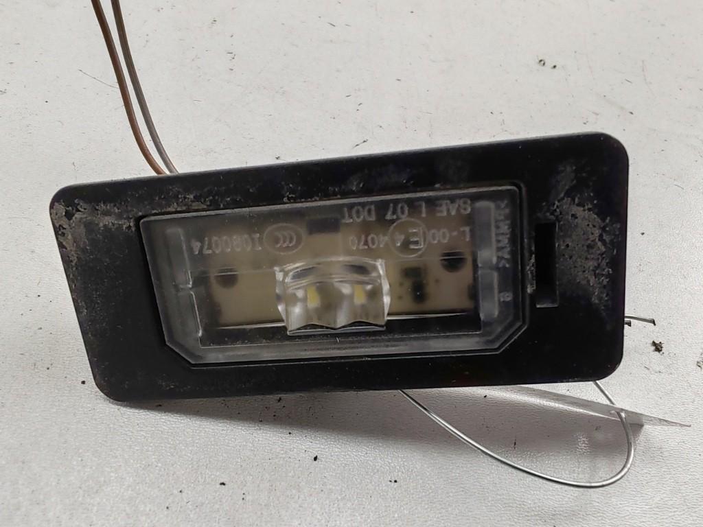 подсветка номера BMW 5 E39 1999, 2.5 л., бензин, МКПП, синий, седан, 7193293