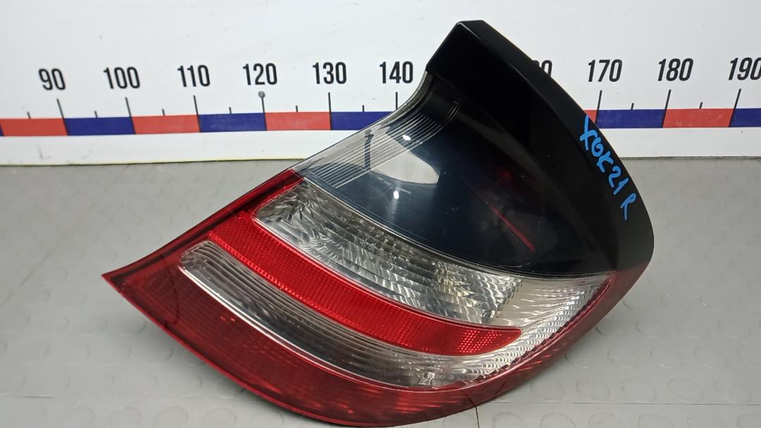 фонарь задний правый Mercedes-Benz C-Класс W204/S204 2007, 2.2 л., D C220 CDI, дизель, МКПП, купе - фото №1